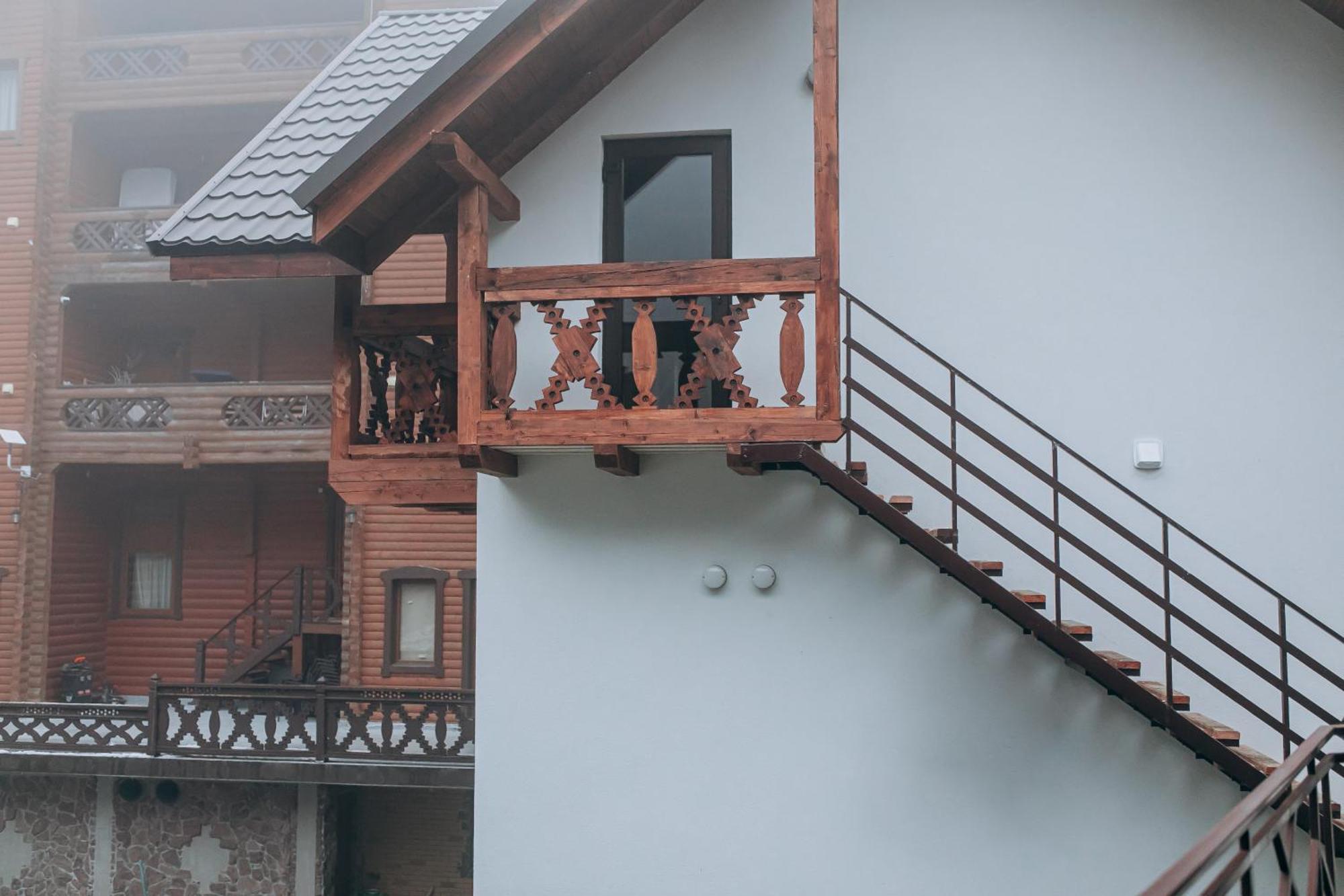 Karpatski Dzherela Yaremche Exterior photo